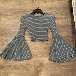 blue striped long sleeve crop top
